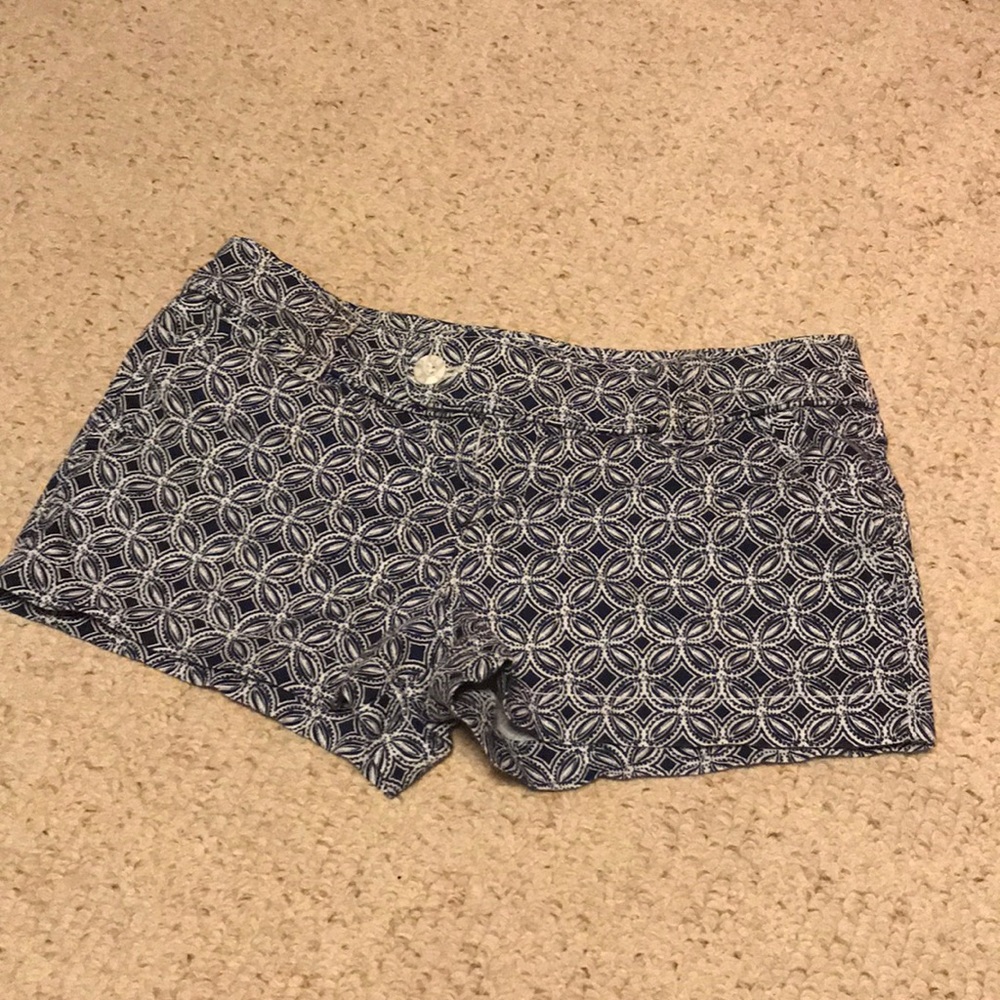 Patterned Khaki Shorts